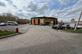 Помещение на первом этаж  в апельсине 